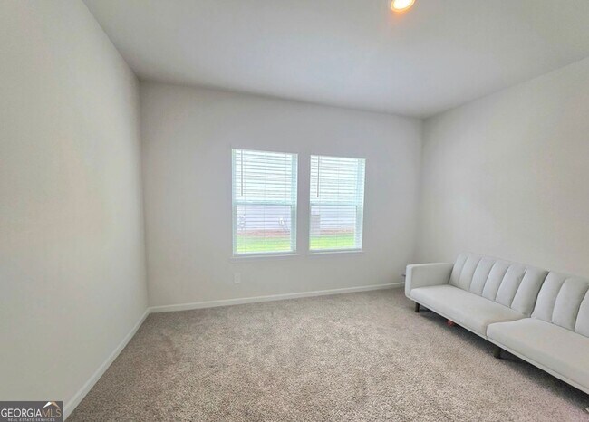 Foto del edificio - 327 Vly Oak Dr