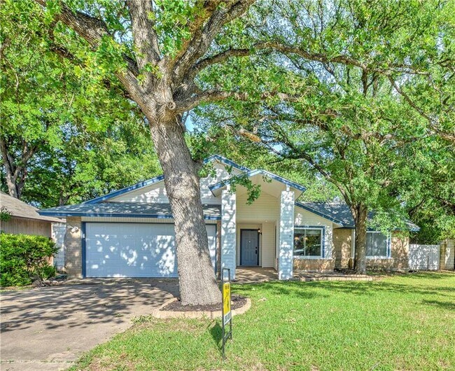 Building Photo - 11603 Birchbark Trail