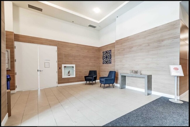 Main Lobby - 2522 Keele St