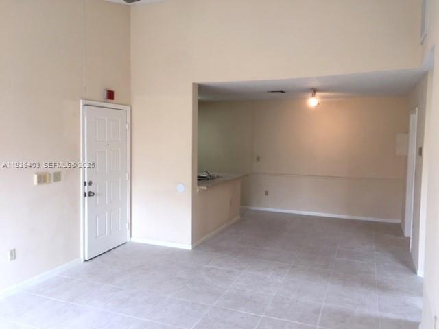 Foto del edificio - 18324 NW 68th Ave