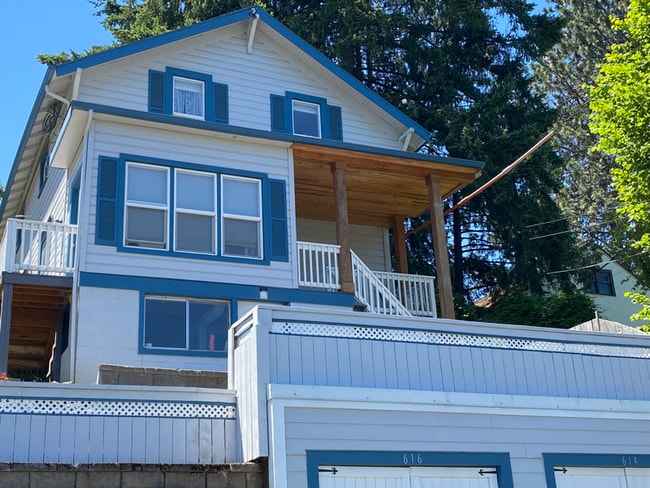 Photo - 618 11th St (Oregon City, OR) Apartment