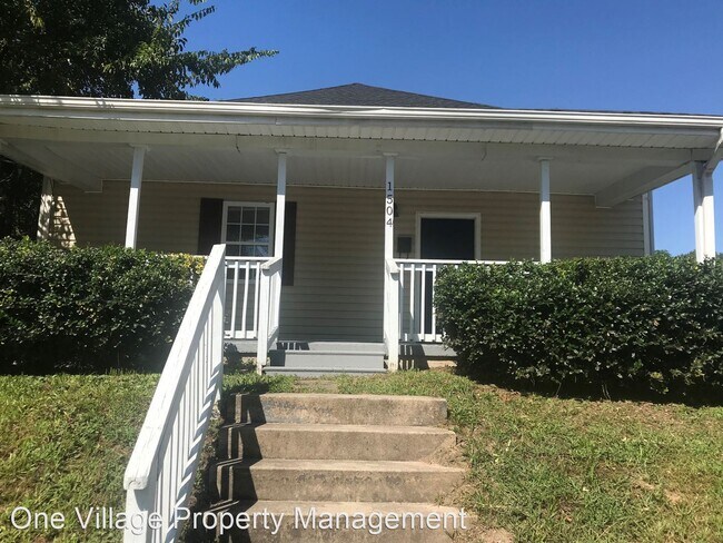 Building Photo - 4 br, 2 bath House - 1504 Chapel Hill Rd