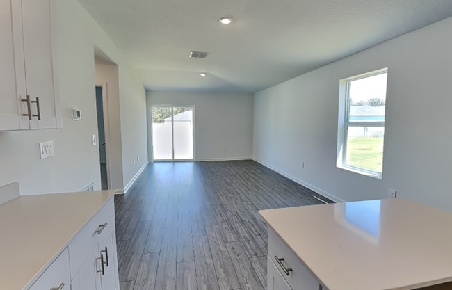 Foto del edificio - 4795 NW 11th St