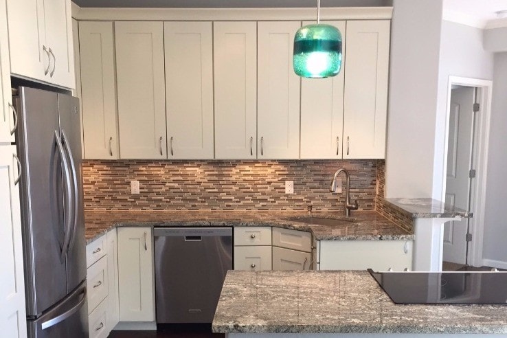 Beautifully renovated kitchen! - 10184 Park Meadows Dr