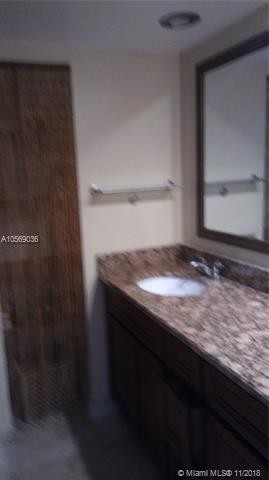 Foto del edificio - 1460 Augusta Cir