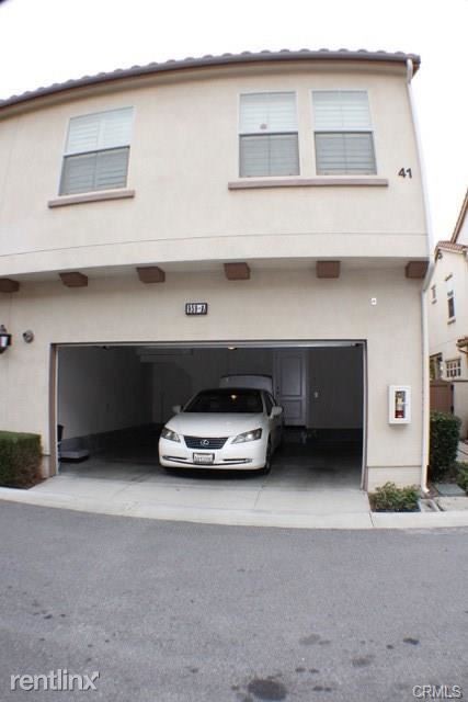 Foto del edificio - 959 N Sunrise Lane