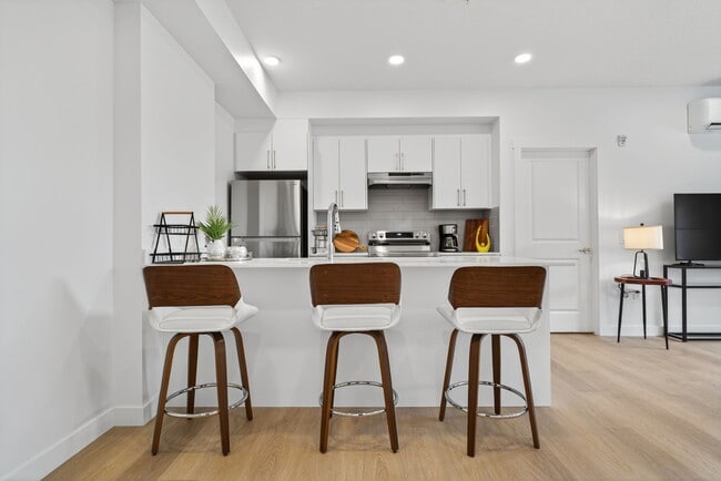 Building Photo - Orchards 66