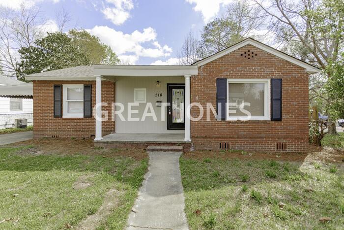 Primary Photo - REDUCED! - HOLIDAY SPECIAL! SIGN A LEASE B...
