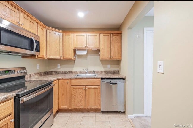 Building Photo - 603 Fox Run Ln