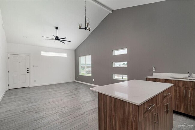 Foto del edificio - 2509 Mockingbird Rd
