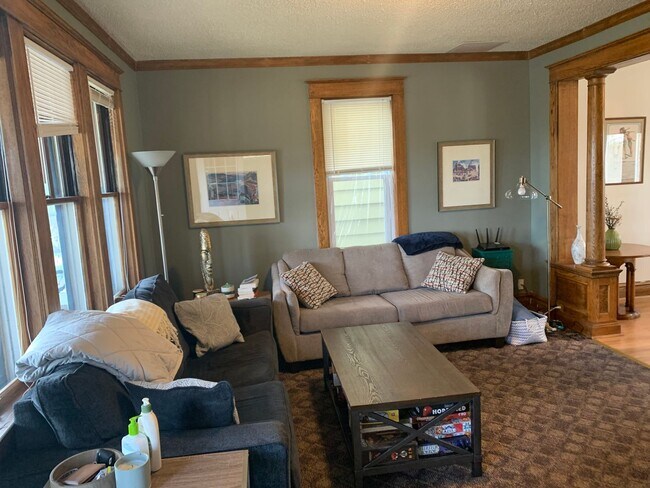 Foto del edificio - Duluth, MN - 3-bedroom - 2 bathroom - Sing...