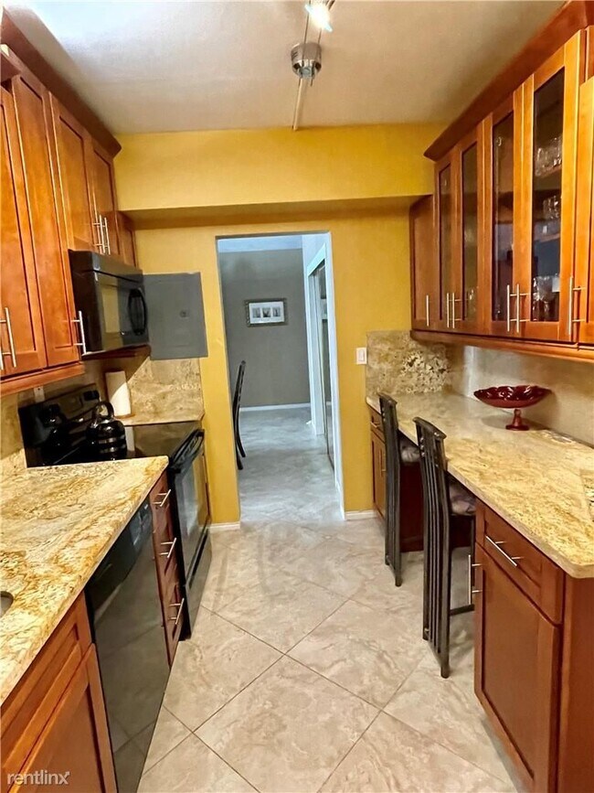 Foto del edificio - 1 br, 1 bath Condo - 4250 Galt Ocean Dr Ap...