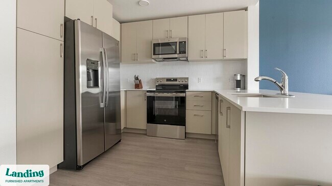 Foto del edificio - 7301 Lake Bank Lp