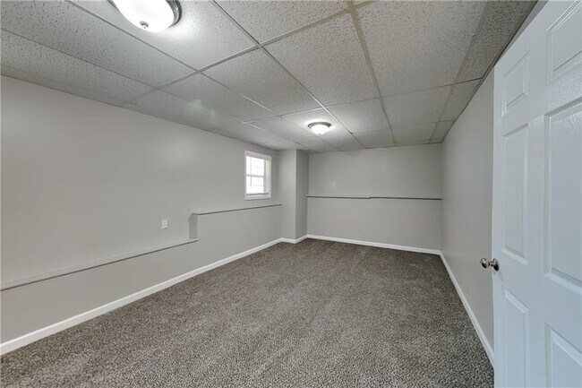 Building Photo - 20 Bridge Trail