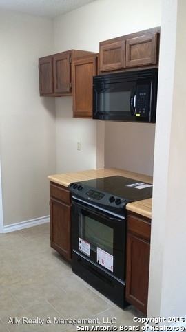 Building Photo - 7826 Falcon Ridge Dr