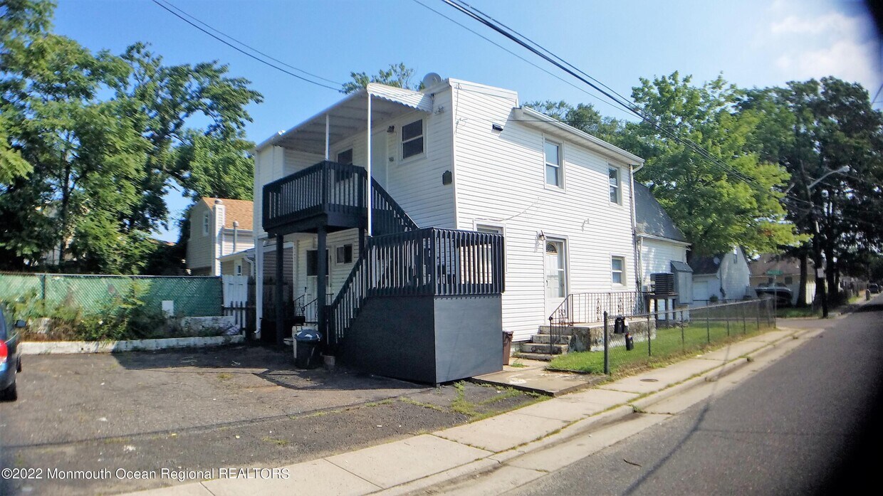 19 Walters St, Keansburg, NJ 07734 Townhome Rentals in Keansburg NJ