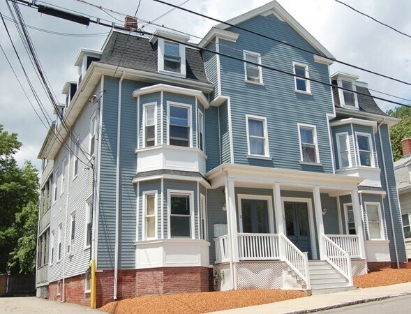Building Photo - 18 Belmont St