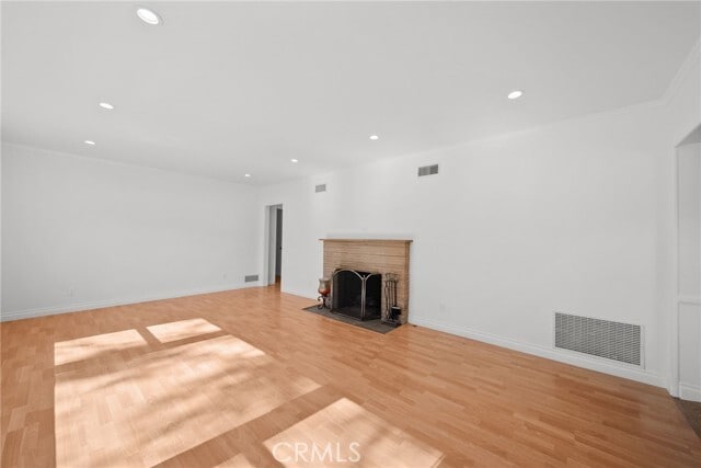 Foto del edificio - 10257 McVine Ave