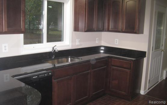Building Photo - 9915 Crayview Dr