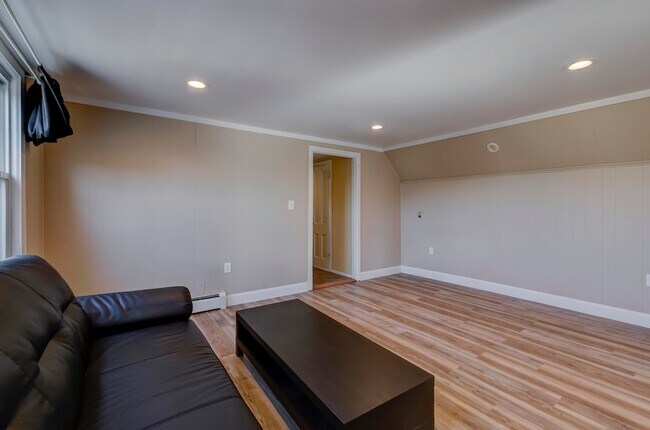 Photo - 788 Avenue A Ave House