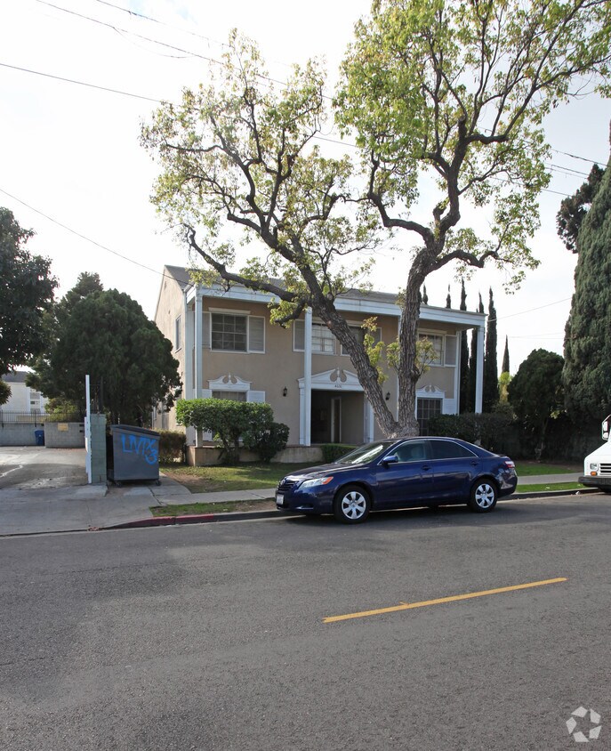 Primary Photo - 4626 W Lexington Ave