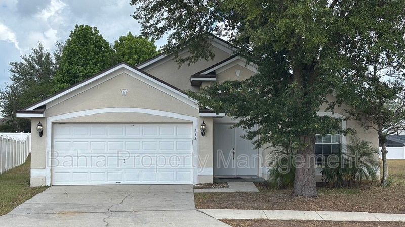 Primary Photo - 252 Bramley Ct