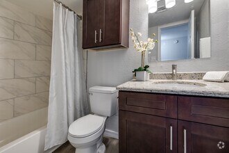 1BR, 1BA- 725SF - Stonebrook Gated Community