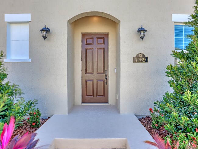 Foto del edificio - 7769 Allure Dr