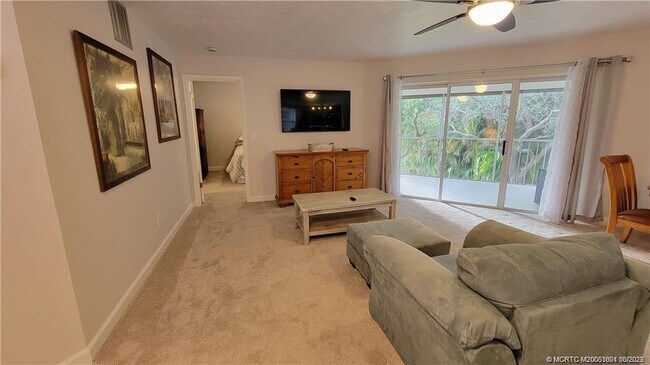 Foto del edificio - 3206 SE Aster Ln