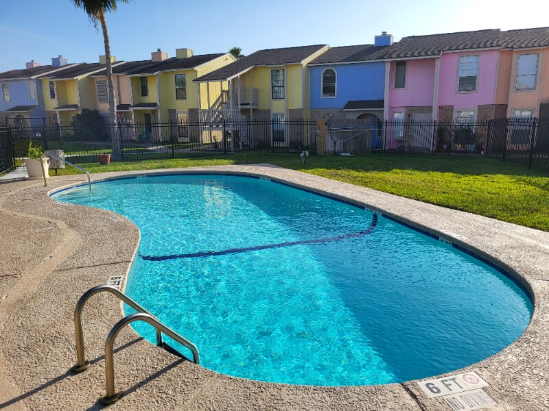 Foto principal - 6702 Everhart Rd