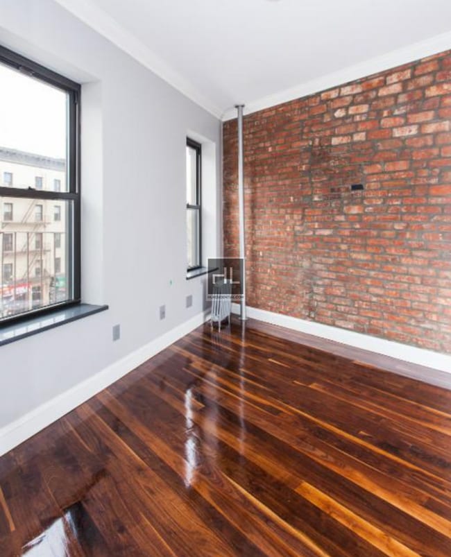 Building Photo - Amsterdam Ave