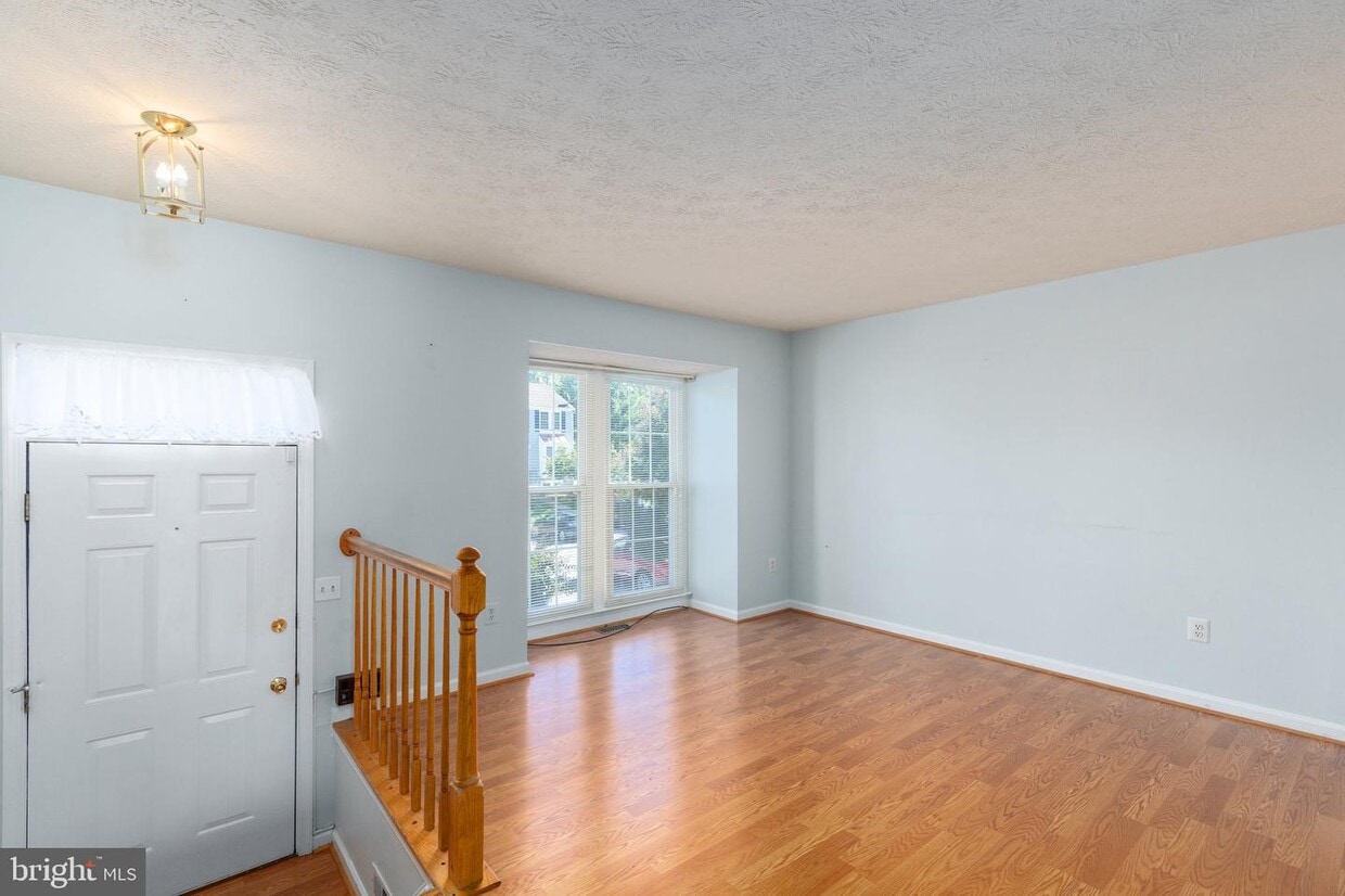 32 Rocky Brook Ct, Woodlawn, MD 21244 Townhouse for Rent in Woodlawn