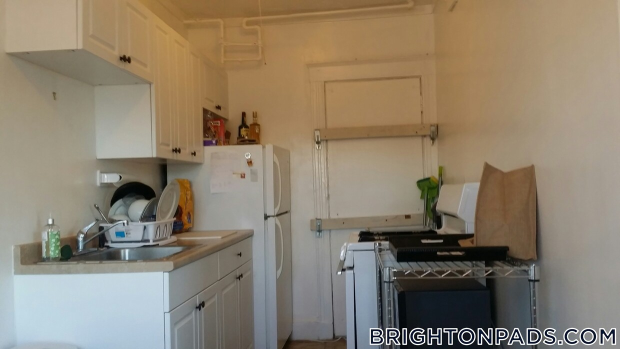 Foto principal - 1615 Commonwealth Ave