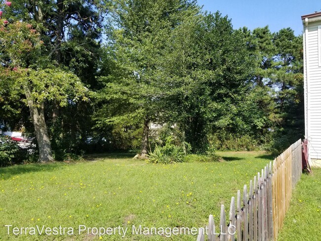 Foto del edificio - 3 br, 1 bath House - 1 Thistleton Rd