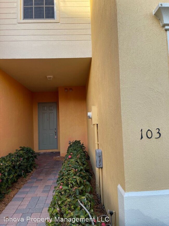 Building Photo - 16214 Via Solera Cir