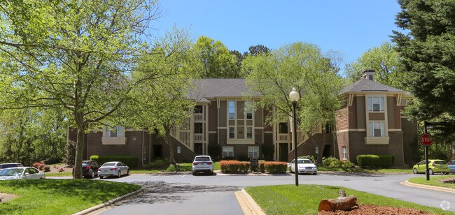 Foto del edificio - Northlake Apartments