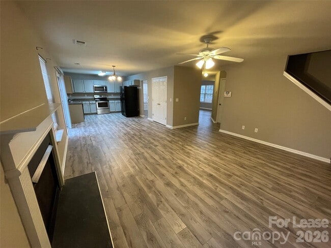 Building Photo - 6632 Centerline Dr