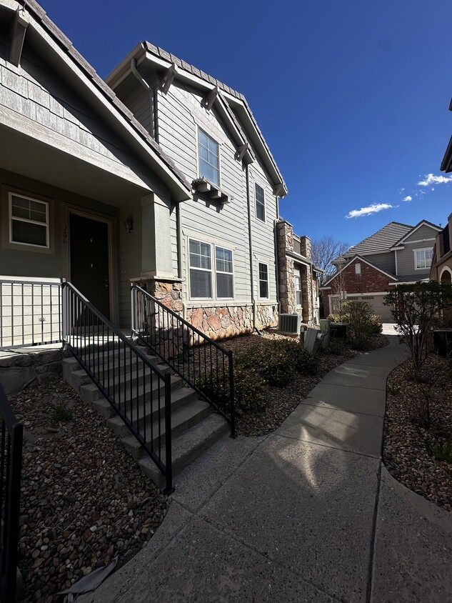 Photo - 23043 E Ontario Dr (Aurora, CO)