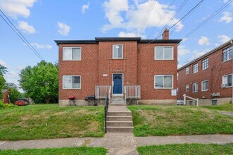 Building Photo - 7796 Stillwell Rd