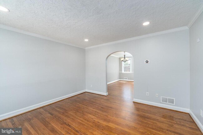 Foto del edificio - 8321 Byington Rd