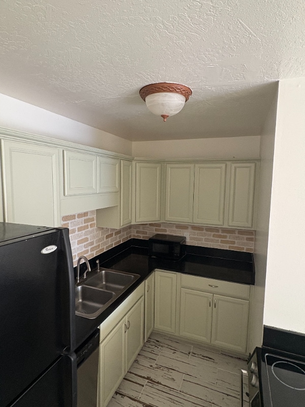 Photo - 127 S 800 E (Salt Lake City, UT) Apartment