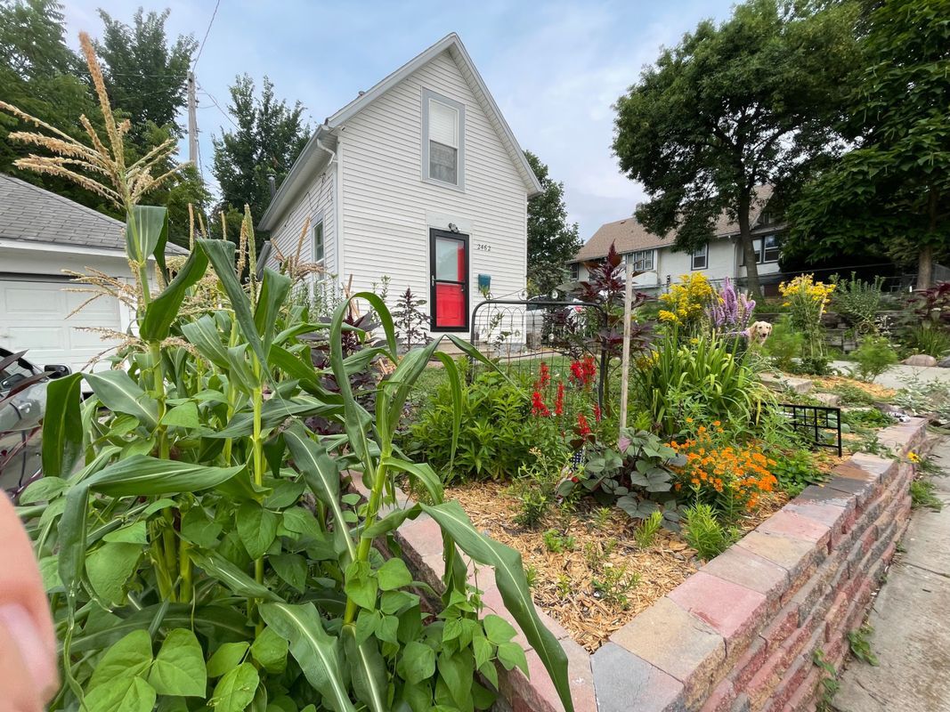 Foto principal - 2462 S 38th Ave