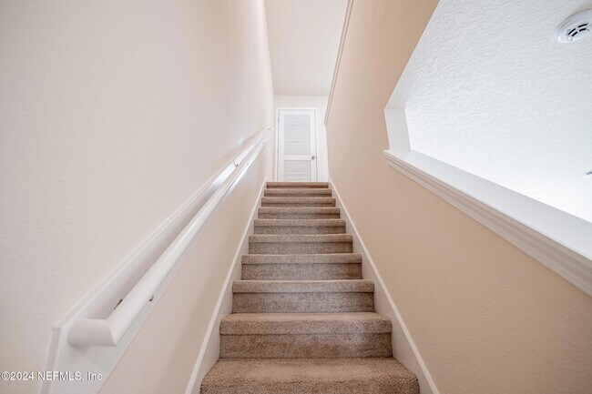 Foto del edificio - 837 Centennial St