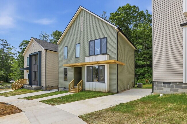 Building Photo - Brand new construction!