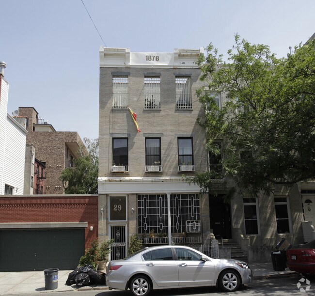 Building Photo - 29 Woodhull St