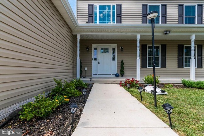 Foto del edificio - 342 Europa Way