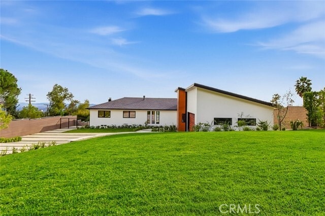 Building Photo - 1764 E Loma Alta Dr