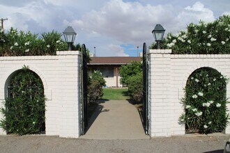 Building Photo - 3905 Flory Ave