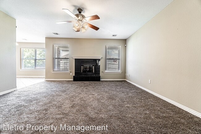 Building Photo - 4 br, 2.5 bath House - 700 Paint Lane