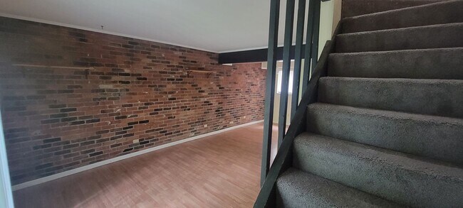 Foto del edificio - 2022 Iuka Ave